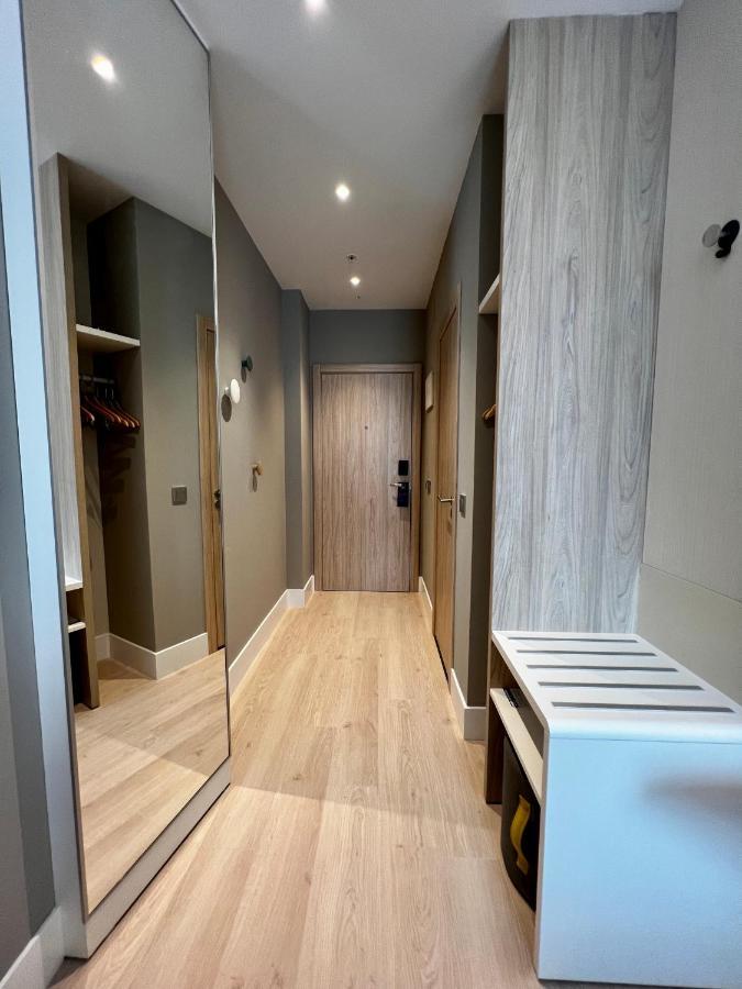 Holiday Inn Express - Madrid - Airport By Ihg Экстерьер фото
